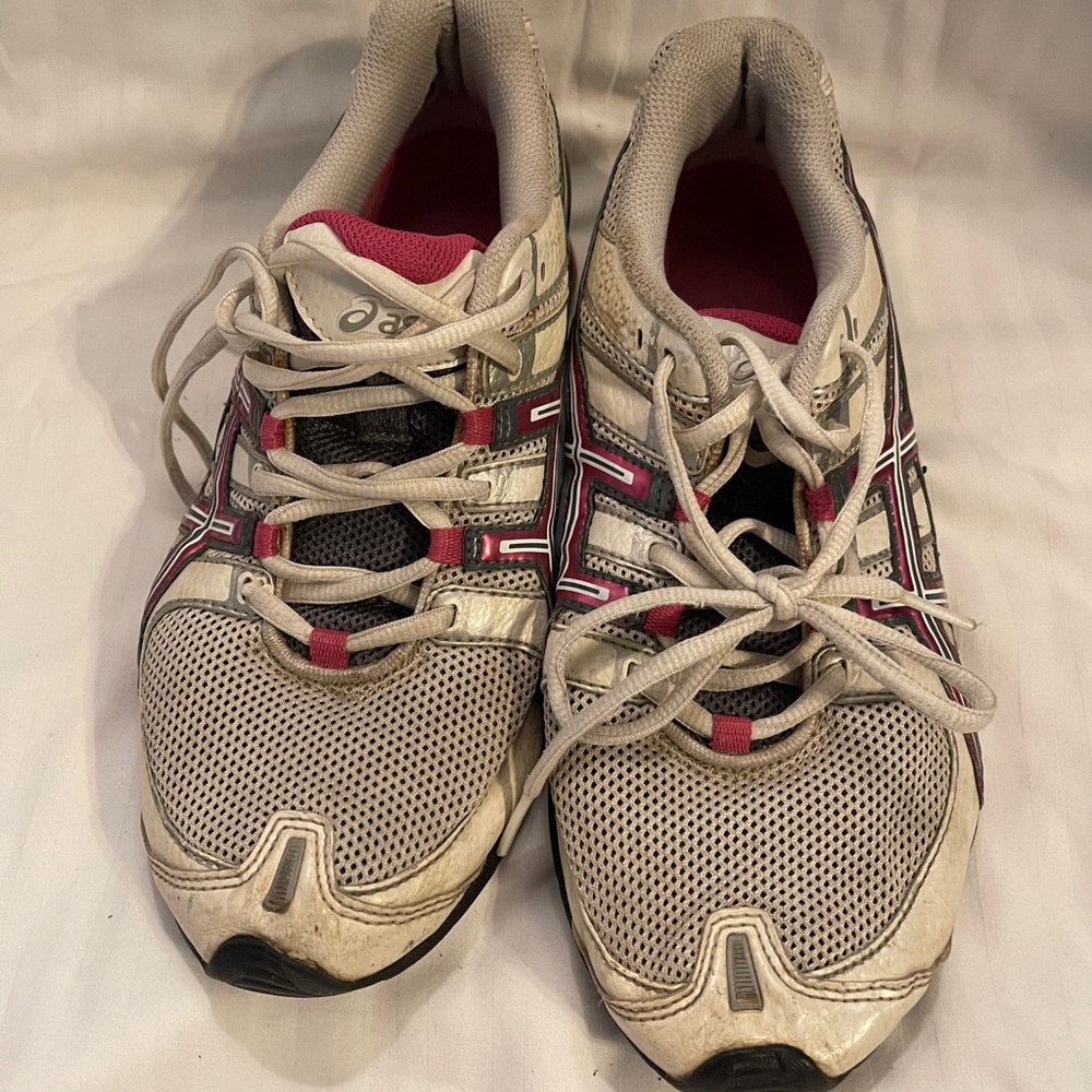 ASICS tennis shoes